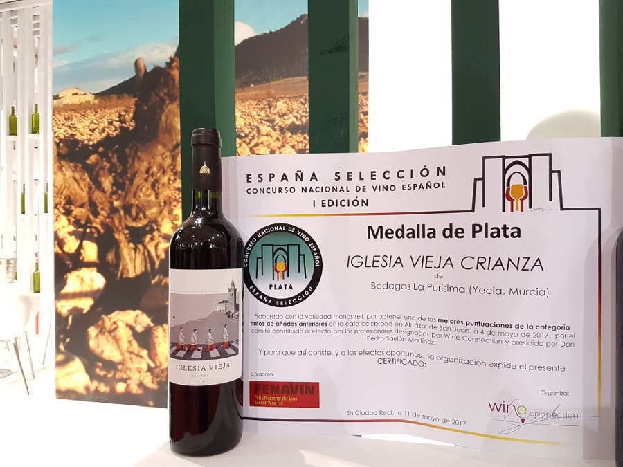 Iglesia Vieja Crianza ha sido galardonado con la medalla de plata en el Concurso Nacional de Vino Español.