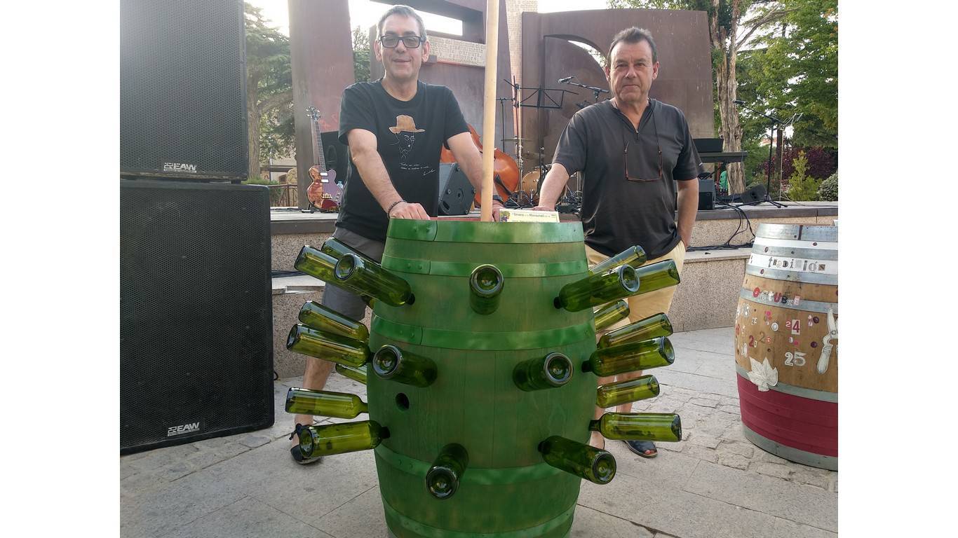 Barricas I Concurso de intervención de barricas al aire