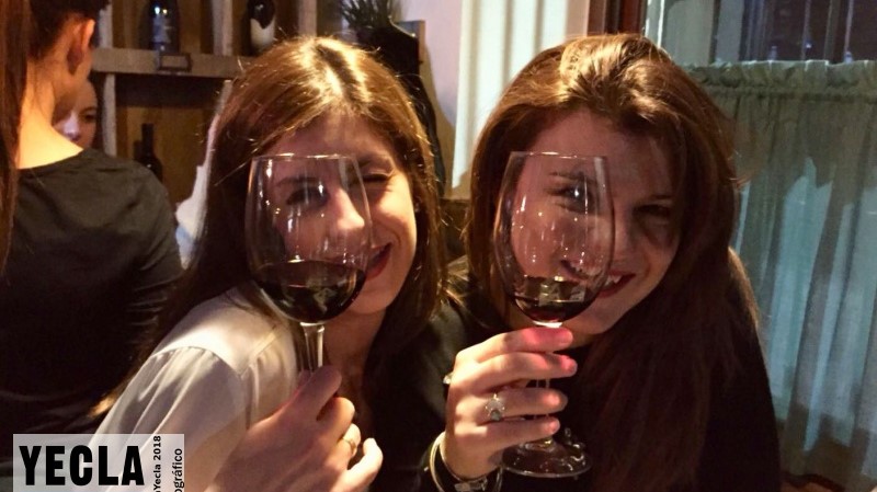 Fotografías del cuarto sorteo de la #RutaVinoTapaYecla 2018