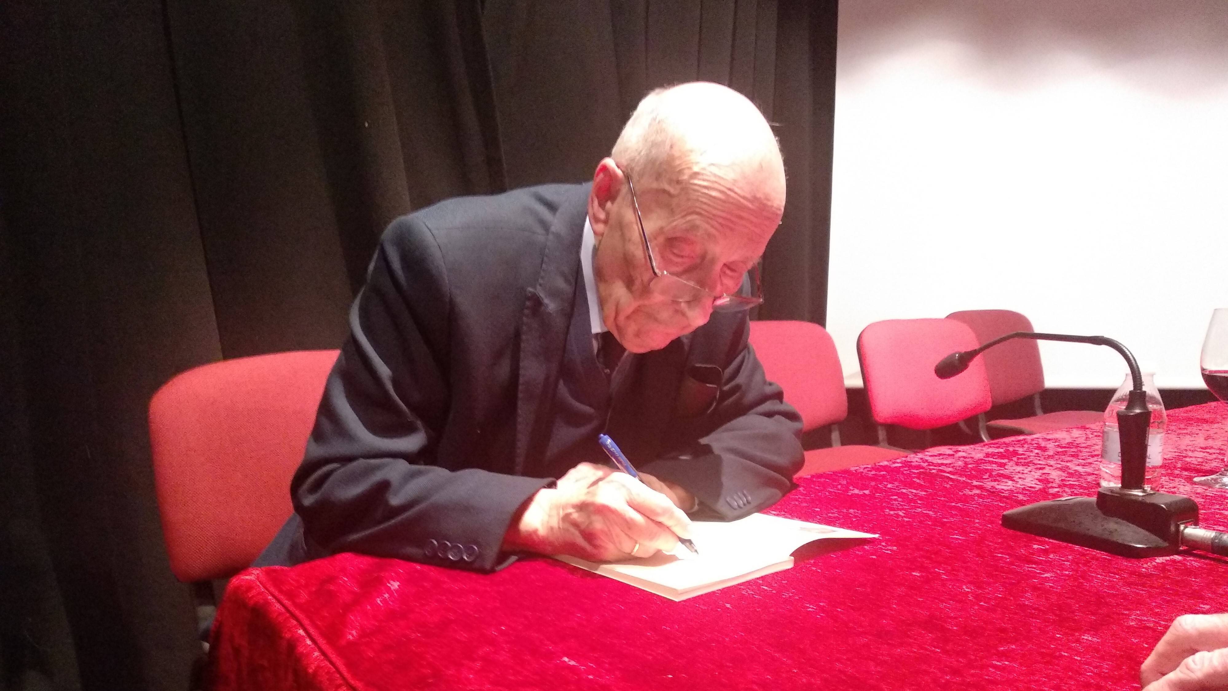 Remembranza a Don Miguel Ortuño desde la Ruta Del Vino De Yecla