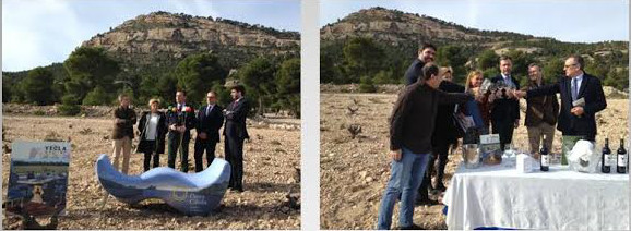 La  Ruta del Vino de Yecla y el Sector del Mueble Yeclano juntos a Fitur.